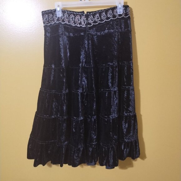 VTG 90s Dimri Rhinestone Embellished Tiered Black Velvet Midi Skirt L Goth - Picture 3 of 5